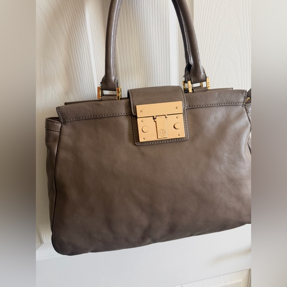 Tory Burch Taupe Leather Satchel with Gold Clasp - Picture 5 of 16